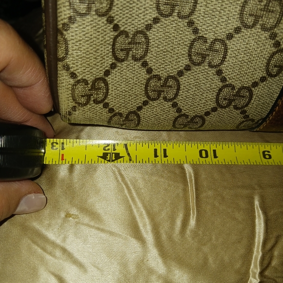 Vintage Gucci handbag - Picture 15 of 16